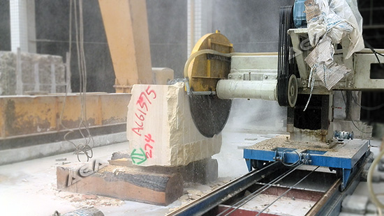 Shaping machine for granite marble blocks